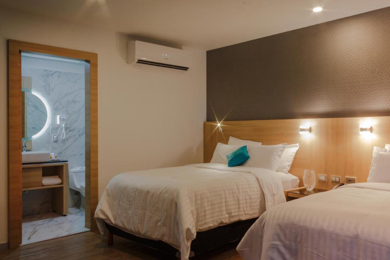 Hotel Kavia 몬테레이 외부 사진