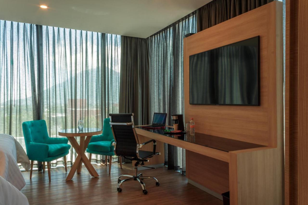 Hotel Kavia 몬테레이 외부 사진