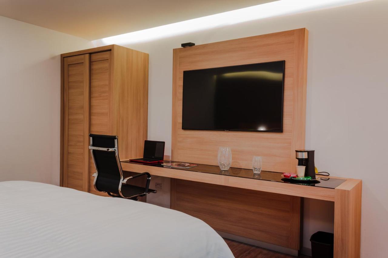 Hotel Kavia 몬테레이 외부 사진