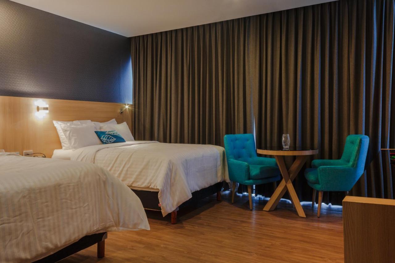 Hotel Kavia 몬테레이 외부 사진